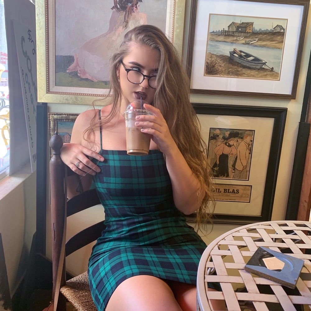 Meet your Posher, Veronica